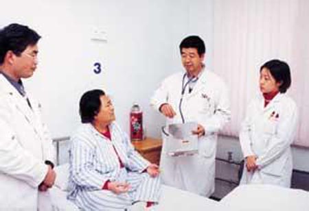 這些年，醫(yī)師執(zhí)業(yè)狀況改善有限
