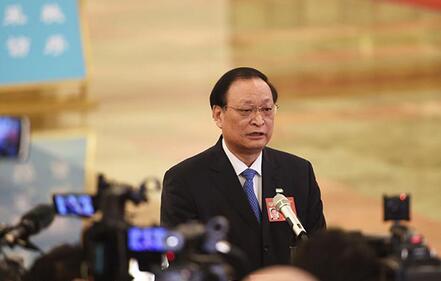 王國強會見江西省長劉奇一行，提出進一步落實習近平總書記考察江中藥谷重要講話精神