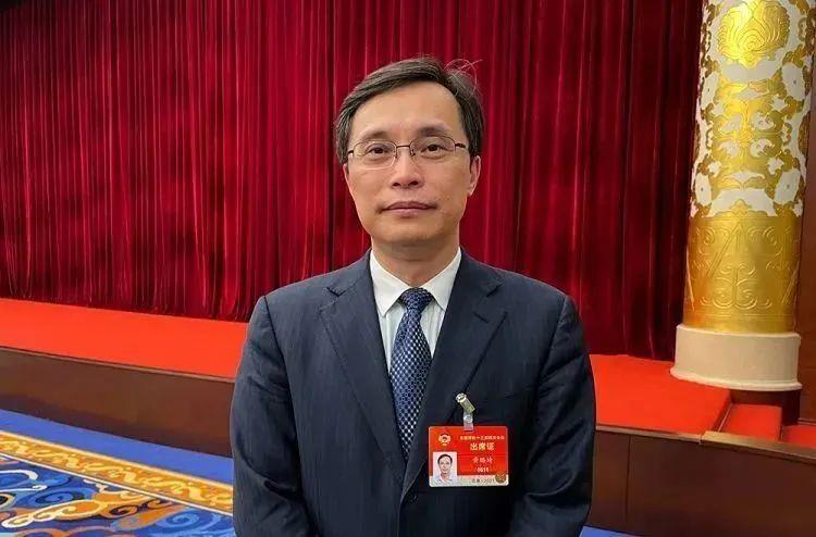 【兩會(huì)?關(guān)注】黃璐琦委員與習(xí)近平總書記面對(duì)面，都匯報(bào)了什么？